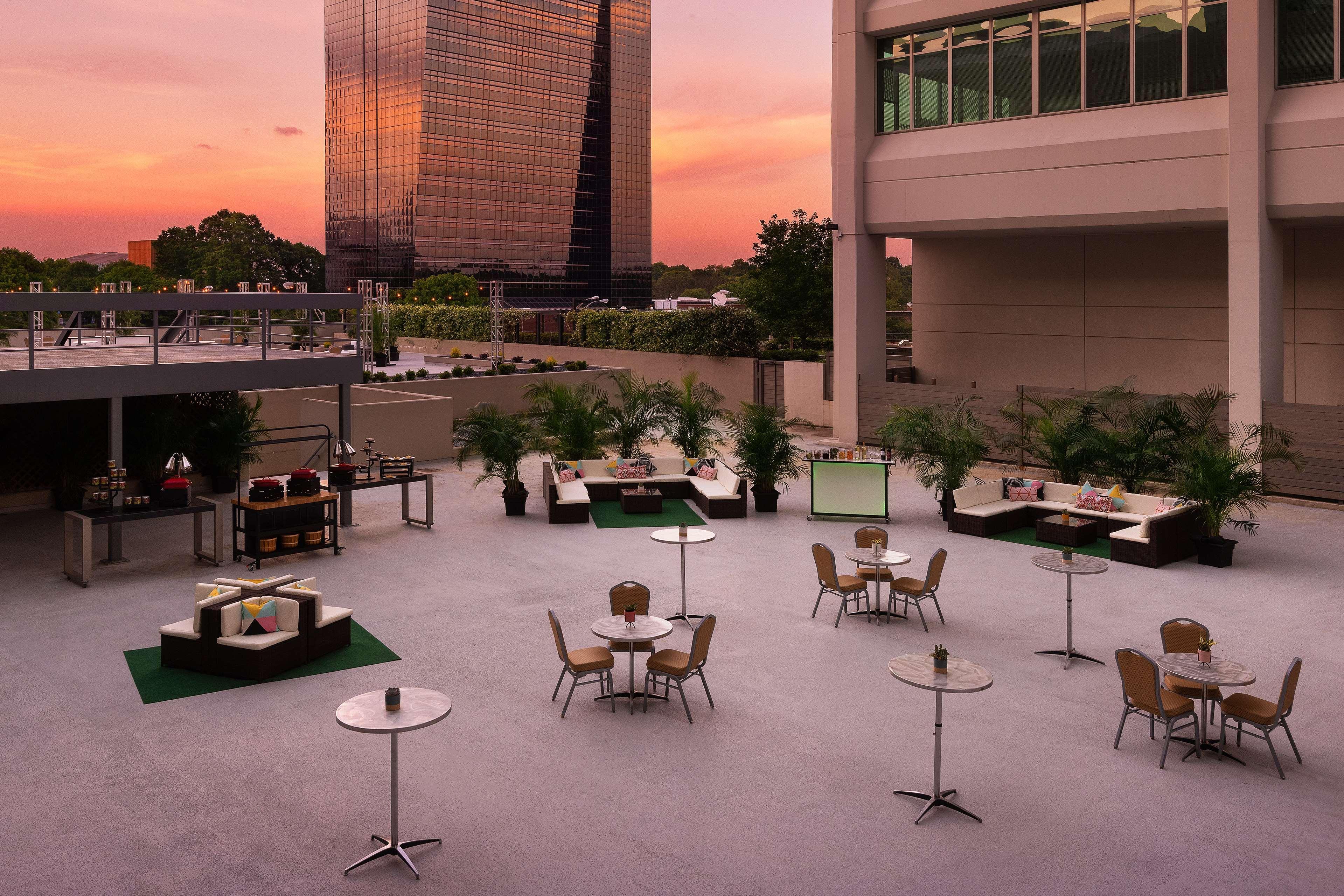 Hotel Hilton Atlanta Exterior foto